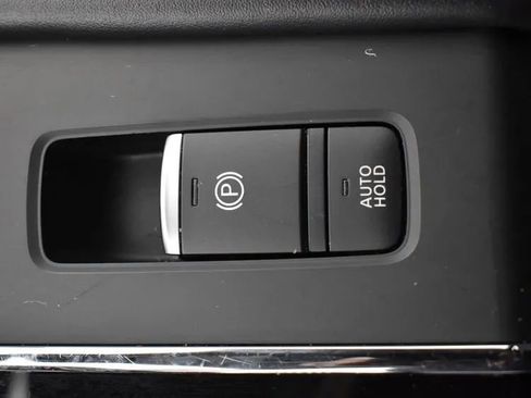 Used 2024 Mitsubishi Outlander Ralliart image 34