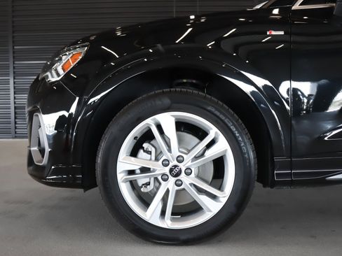 Used 2023 Audi Q3 2.0T Premium Plus w/ Premium Plus Package AWD/4WD image 5
