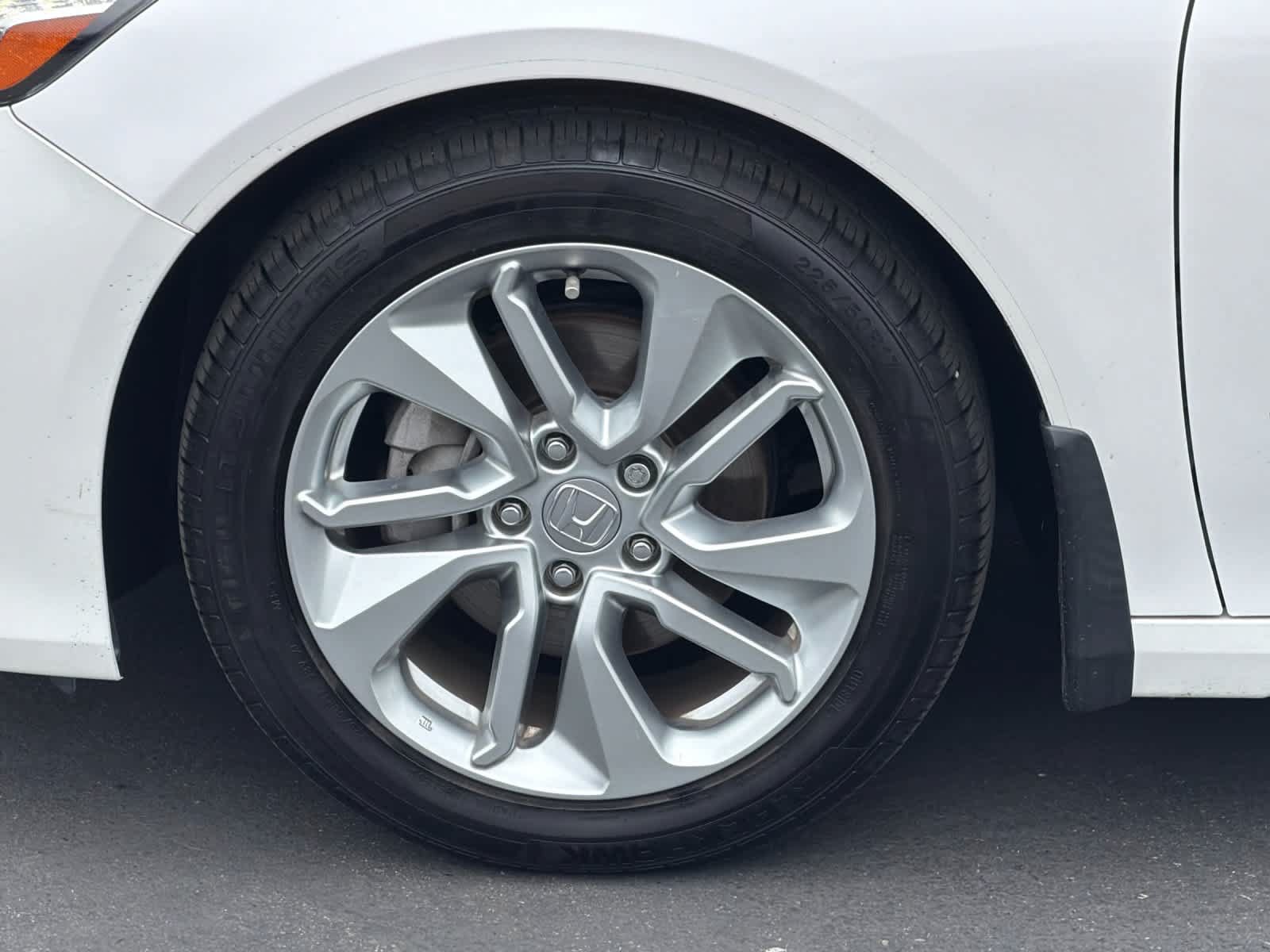 Used 2019 Honda Accord LX image 29