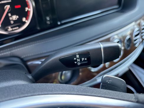 Used 2015 Mercedes-Benz S 550 4MATIC Sedan image 23