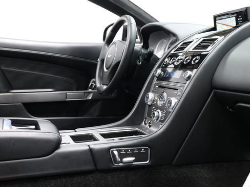 Used 2015 Aston Martin DB9 Volante RWD image 87