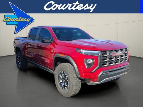 Used 2025 GMC Canyon AT4 w/ AT4X Package AWD/4WD image 1