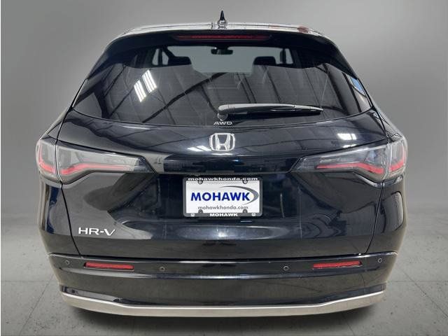 Certified 2024 Honda HR-V EX-L image 5