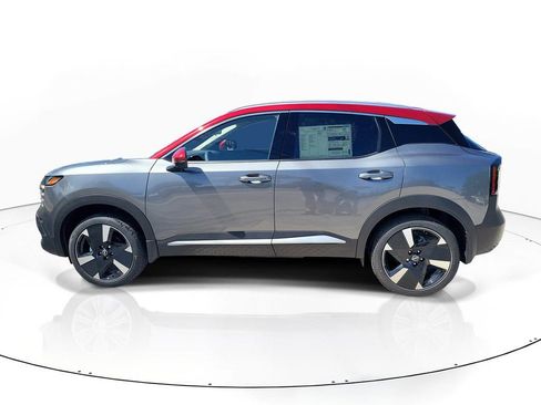 New 2026 Nissan Kicks SR FWD image 4