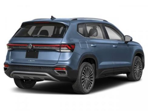 New 2026 Volkswagen Taos SE image 2