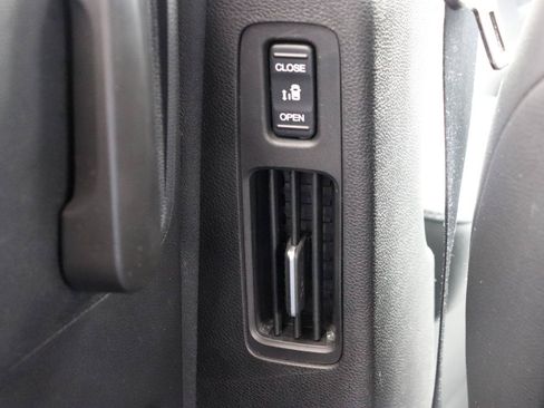 Used 2025 Honda Odyssey EX-L image 26