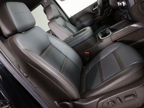 Used 2022 GMC Sierra 3500 Denali image 30