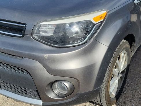 Used 2018 Kia Soul + image 5