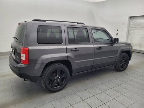 Used 2014 Jeep Patriot Sport image 10