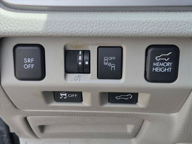 Used 2017 Subaru Forester 2.5i Premium AWD/4WD image 13