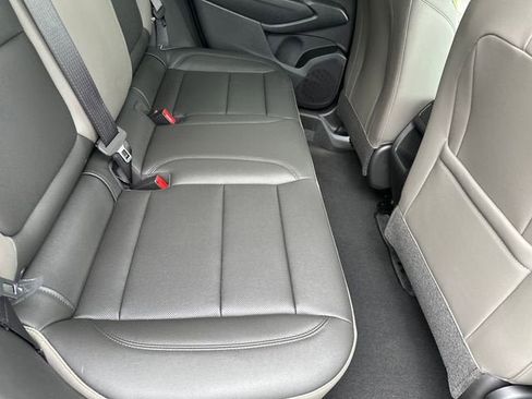 New 2026 Chevrolet Trax ACTIV FWD image 27