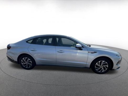 Used 2026 Hyundai Sonata Blue FWD image 16