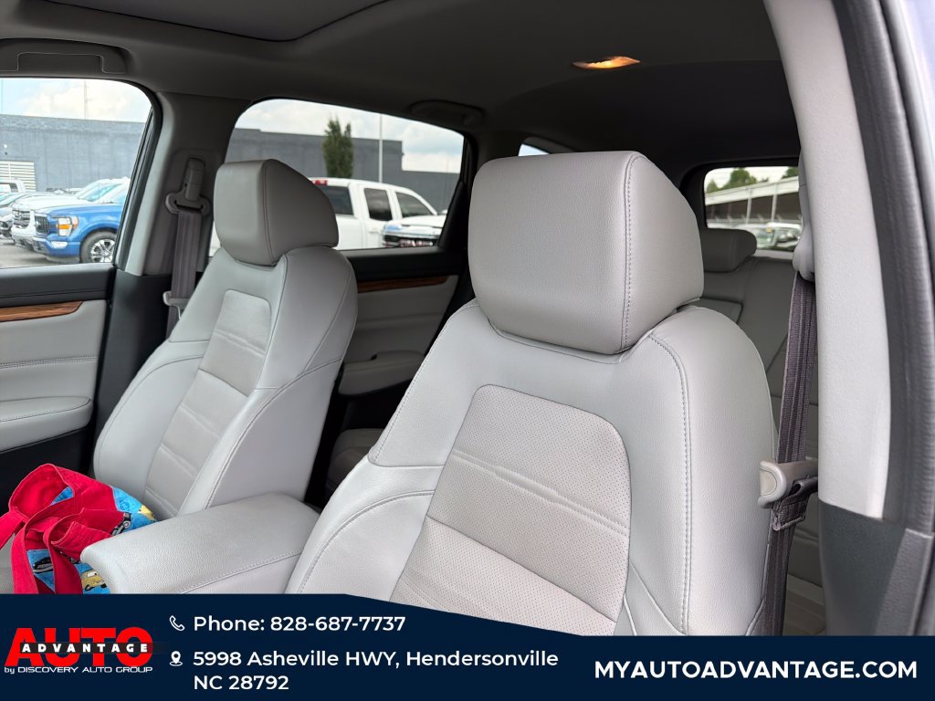 Used 2020 Honda CR-V Touring image 12