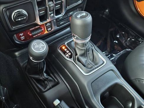 New 2025 Jeep Wrangler Unlimited Rubicon image 15