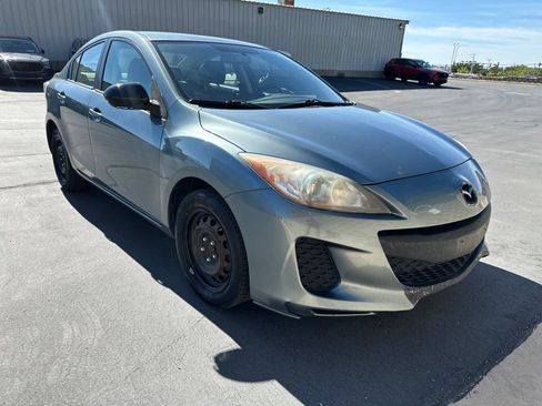 Used 2013 MAZDA MAZDA3 i Sport FWD image 3
