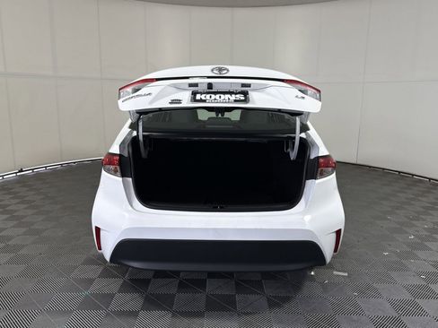 Used 2023 Toyota Corolla LE FWD image 25