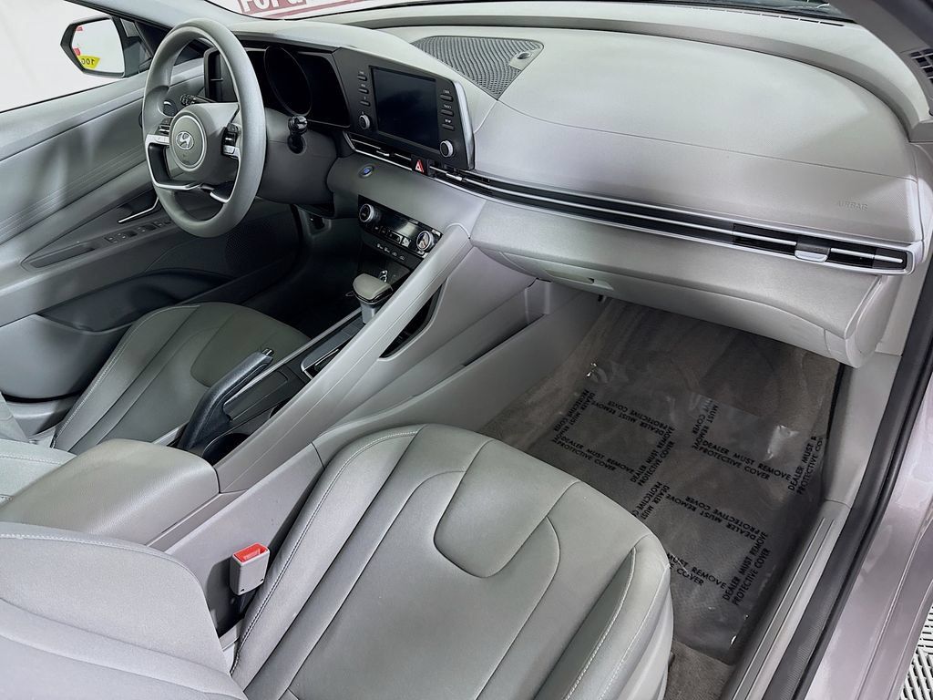 Certified 2023 Hyundai Elantra SEL w/ Cargo Package FWD image 30