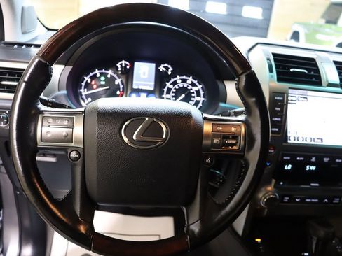 Used 2019 Lexus GX 460 Premium image 44