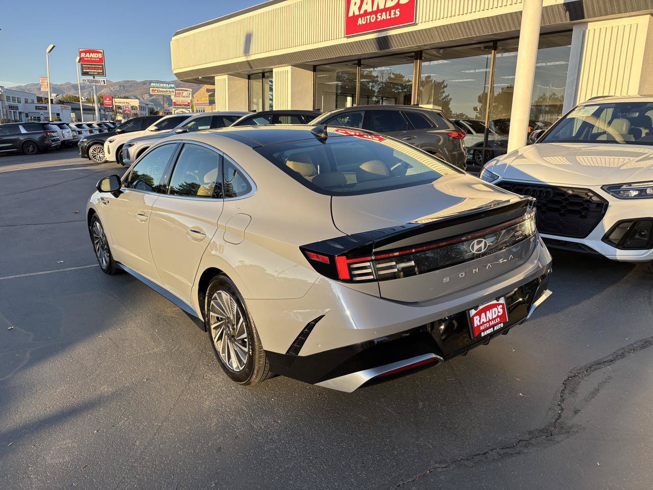 Used 2024 Hyundai Sonata Limited FWD image 10
