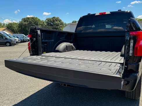 New 2025 Ford F150 Lightning Flash AWD/4WD image 18