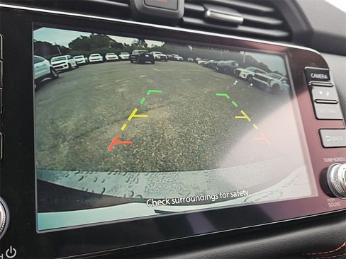 New 2025 Nissan Versa SR image 21