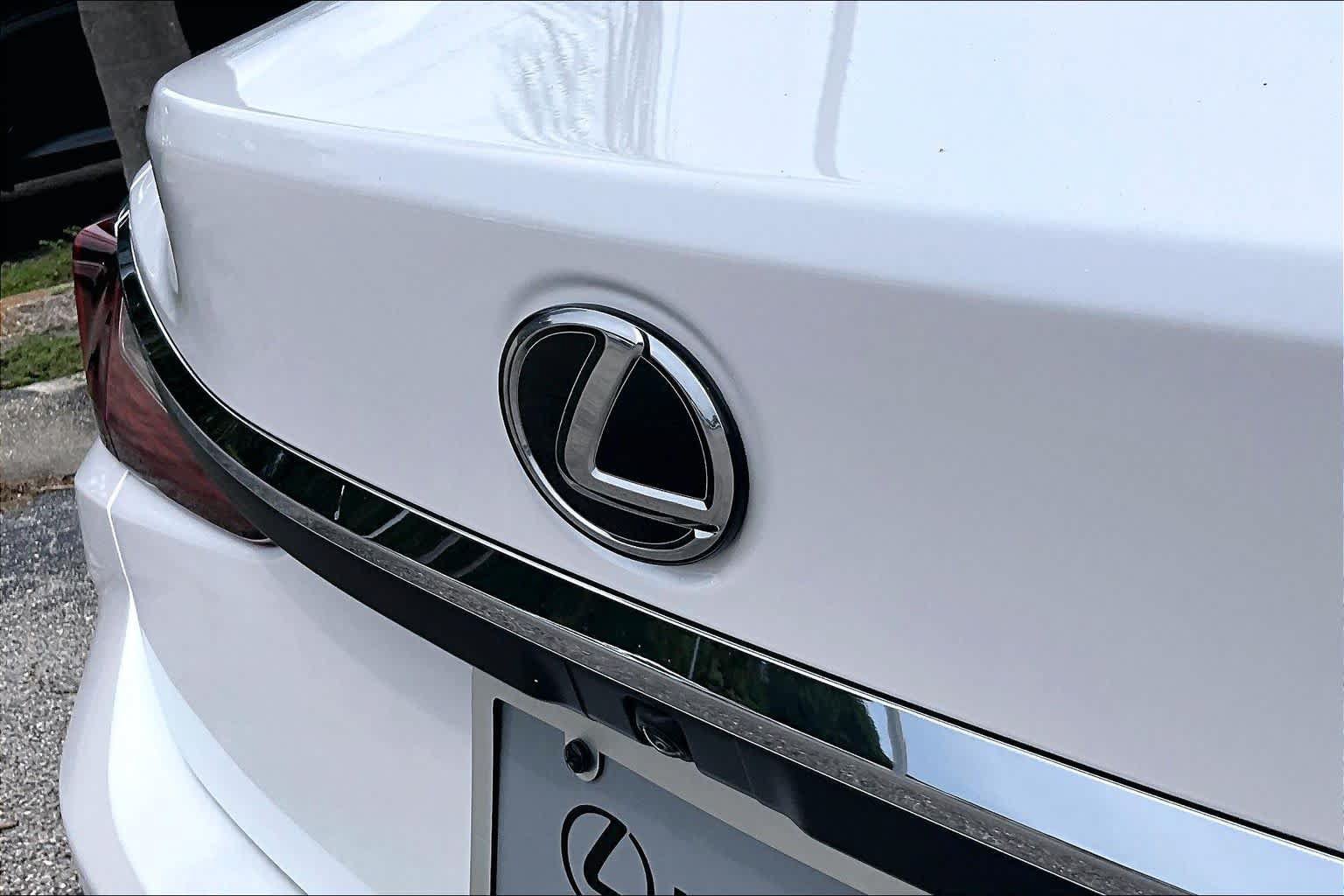 Used 2025 Lexus ES 350 w/ Premium Package FWD image 31