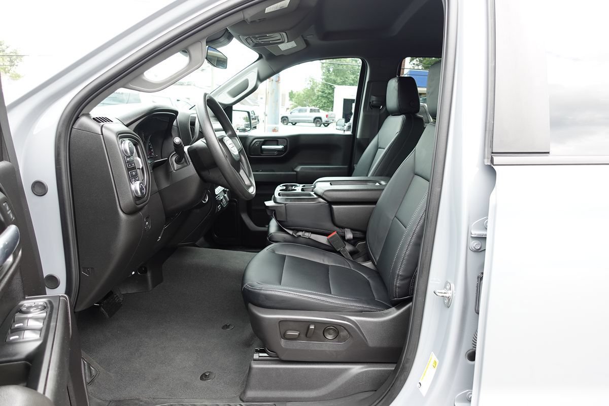 Used 2024 GMC Sierra 1500 Pro w/ Graphite Edition AWD/4WD image 16