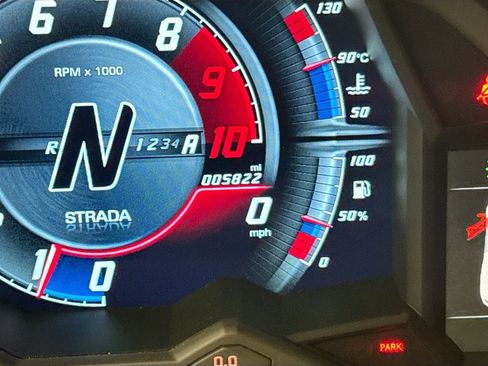 Used 2018 Lamborghini Aventador S AWD/4WD image 12