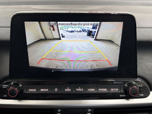 Used 2020 Kia Forte LXS FWD image 15