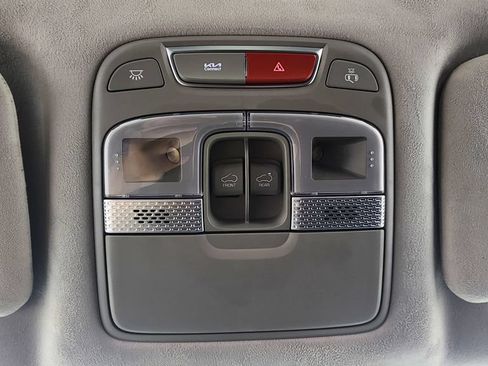 Used 2024 Kia Telluride SX Prestige AWD/4WD image 34
