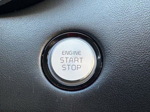 Used 2022 Kia Stinger GT2 image 30