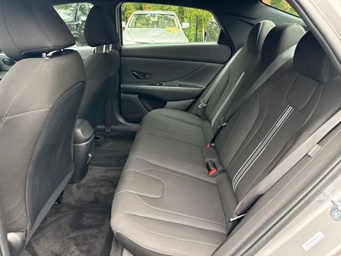 Certified 2025 Hyundai Elantra Sport image 25