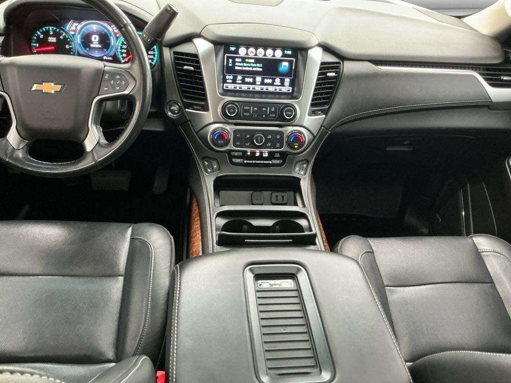 Used 2020 Chevrolet Tahoe Premier w/ Premier 6.2L Value Package AWD/4WD image 11