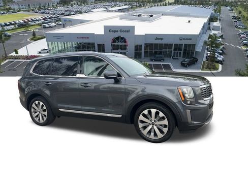 Used 2021 Kia Telluride EX w/ EX Premium Package image 11