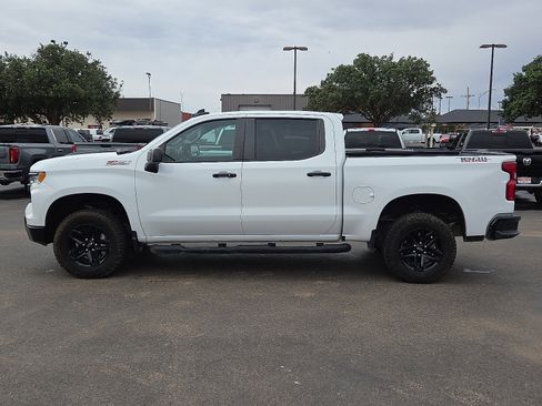 Used 2023 Chevrolet Silverado 1500 LT Trail Boss w/ Protection Package AWD/4WD image 2
