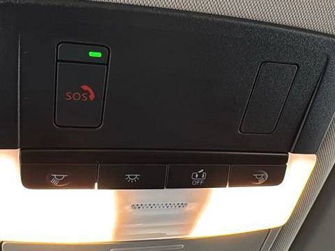 Certified 2025 Nissan Rogue SV AWD/4WD image 30