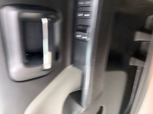Used 2018 GMC Sierra 1500 2WD Regular Cab w/ Sierra Convenience Package image 19