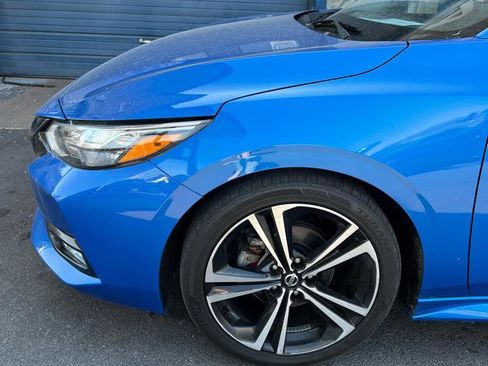 Used 2022 Nissan Sentra SR FWD image 2