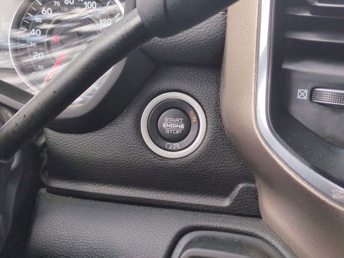 Used 2024 RAM 2500 Laramie w/ Safety Group image 19