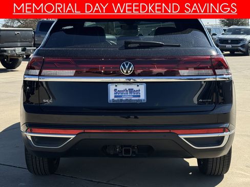 Used 2025 Volkswagen Atlas Cross Sport SEL AWD/4WD image 5