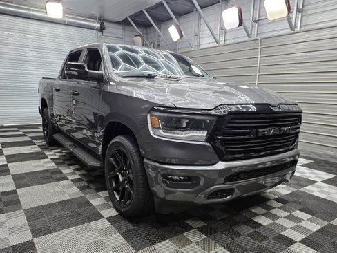 Used 2023 RAM 1500 Laramie AWD/4WD image 5