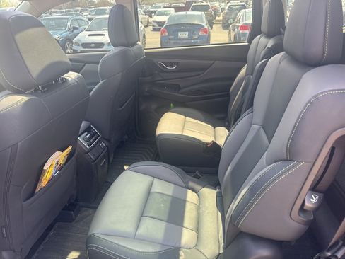 Certified 2024 Subaru Ascent Onyx Edition image 12