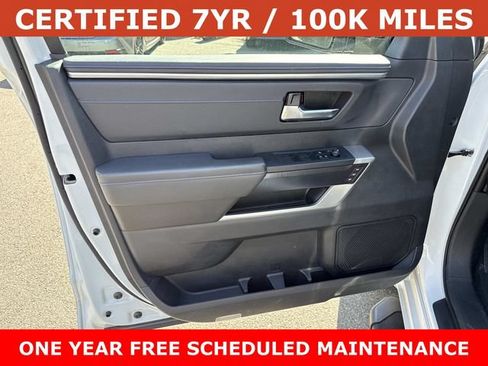 Used 2024 Toyota Tundra Platinum AWD/4WD image 13