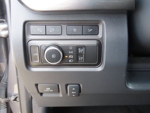 Certified 2024 Ford F250 Lariat w/ Lariat Ultimate Package AWD/4WD image 26