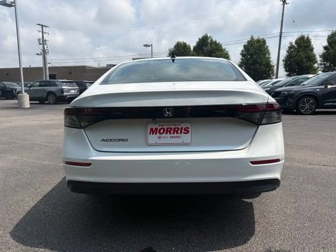 Used 2025 Honda Accord SE image 4
