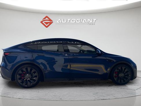 Used 2022 Tesla Model Y Performance image 13
