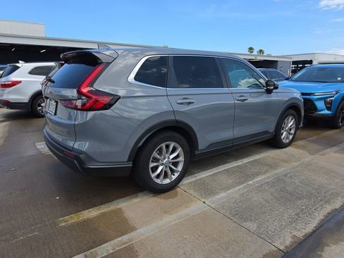 Used 2024 Honda CR-V EX image 4