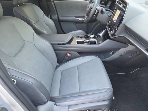 Certified 2023 Lexus RZ 450e Premium w/ Technology Package AWD/4WD image 20
