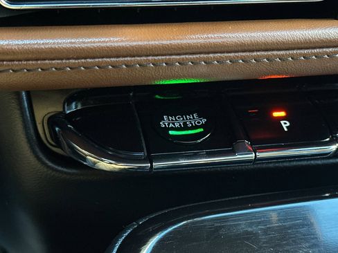 Used 2023 Lincoln Nautilus Reserve w/ Equipment Group 202A image 22