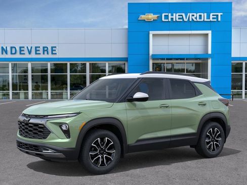 New 2026 Chevrolet TrailBlazer ACTIV w/ LPO, Trailering Package AWD/4WD image 2